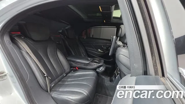 Mercedes-Benz S-Class 2015 thumb 8