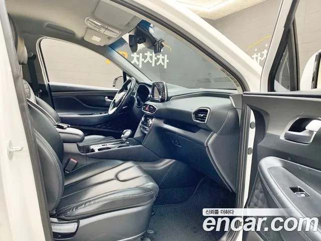 Hyundai Santa Fe 2019 thumb 10