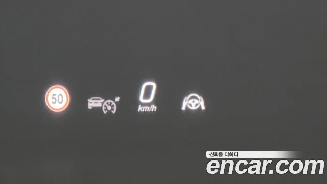 Mercedes-Benz E-Class 2025 thumb 4