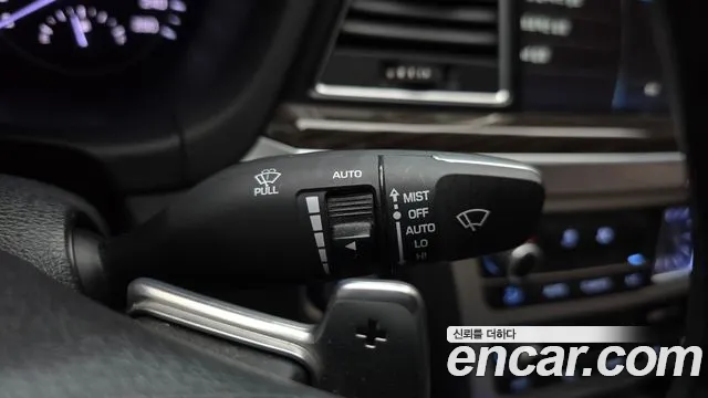 Genesis G80 2018 thumb 6