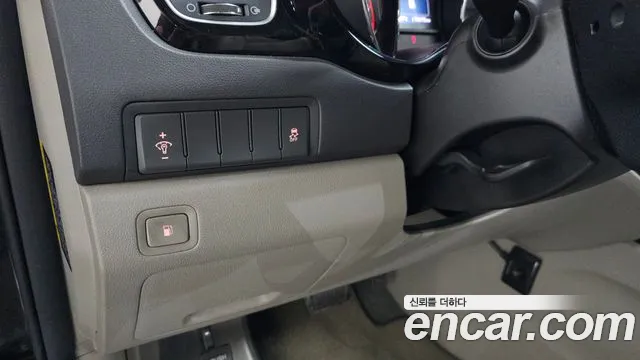 Kia Carnival 2017 thumb 7