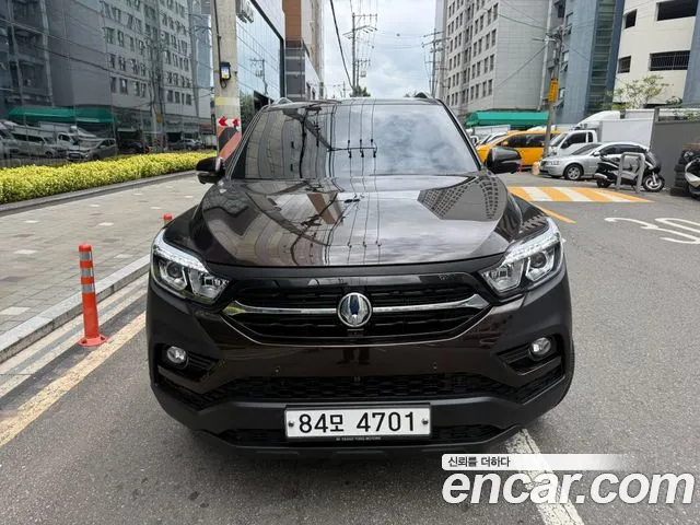 KGM Rexton 2018 thumb 10