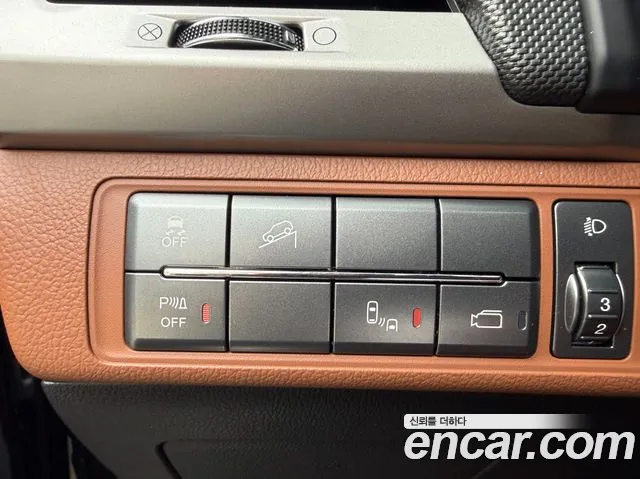 KGM Rexton 2018 thumb 6