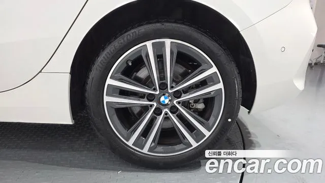 BMW 1 серии 2021 thumb 5