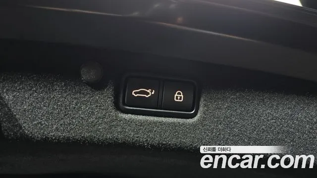 Hyundai Grandeur 2018 thumb 12
