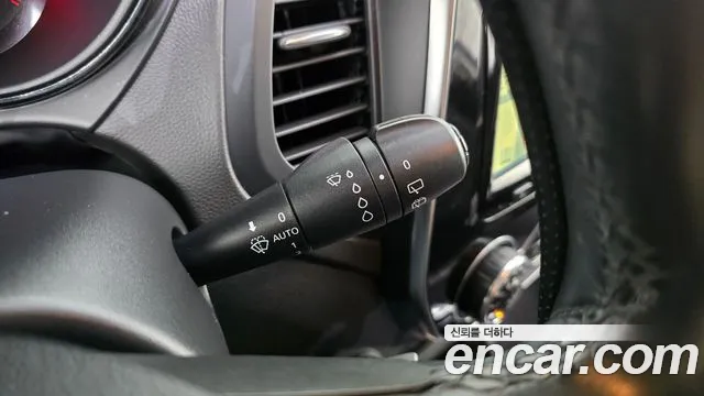 Renault QM3 2018 thumb 12