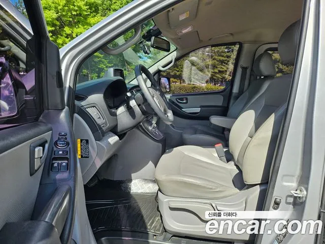 Hyundai Staria 2016 thumb 9