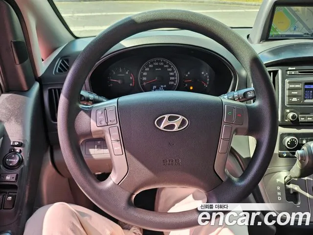 Hyundai Staria 2016 thumb 8