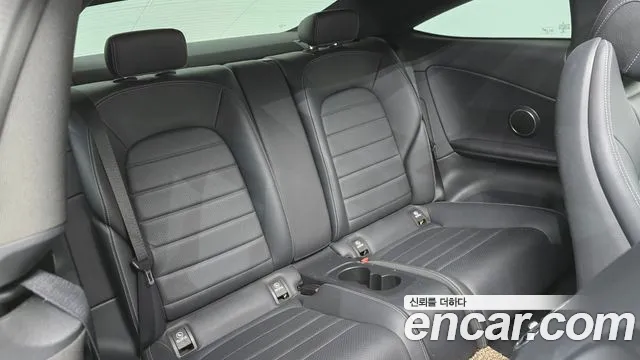 Mercedes-Benz C-Class 2016 thumb 5