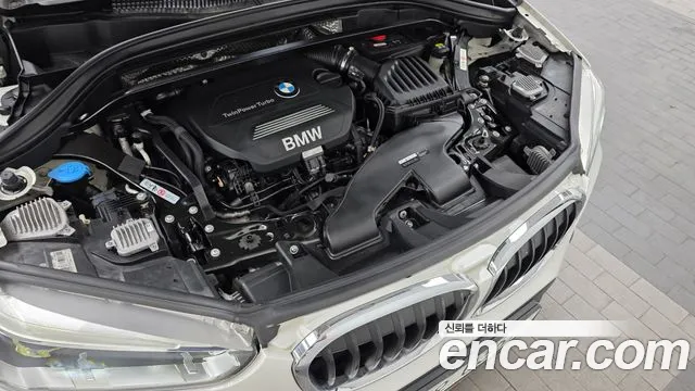 BMW X1 2016 thumb 7