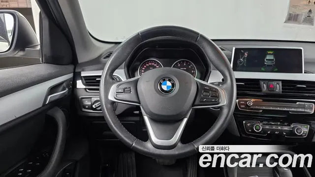 BMW X1 2016 thumb 10