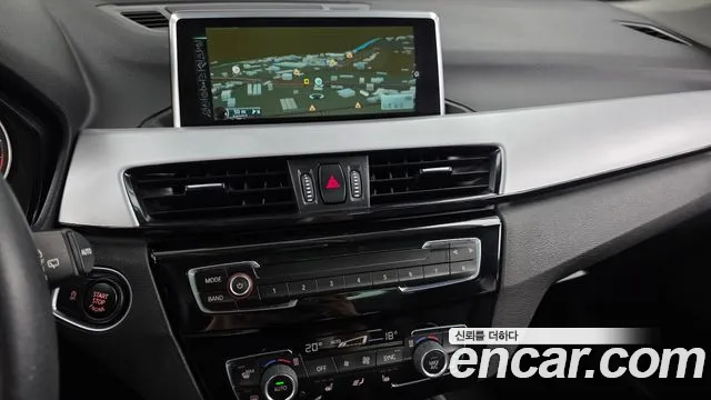 BMW X1 2016 thumb 2
