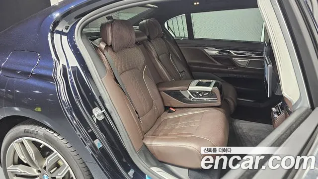 BMW 7 серии 2018 thumb 5