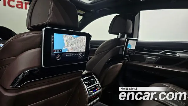 BMW 7 серии 2018 thumb 7