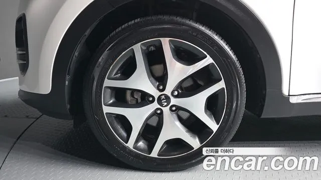 Kia Sportage 2017 thumb 8
