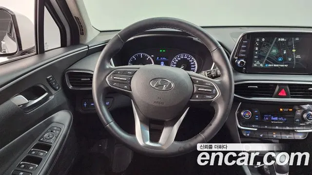 Hyundai Santa Fe 2019 thumb 4