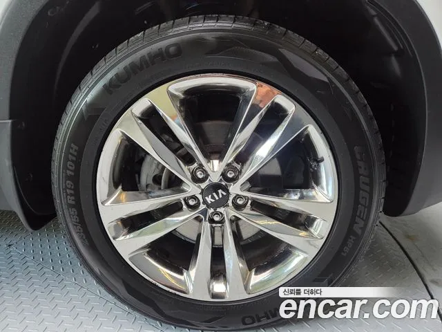 Kia Sorento 2014 thumb 10