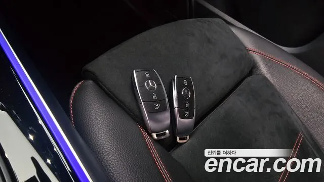 Mercedes-Benz GLB 2022 thumb 12
