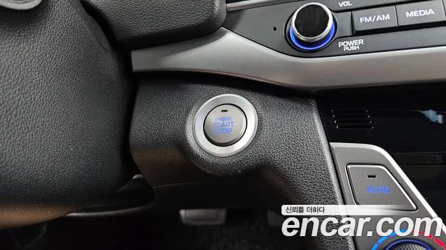 Hyundai Avante 2016 thumb 8