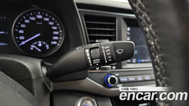 Hyundai Avante 2016 thumb 4