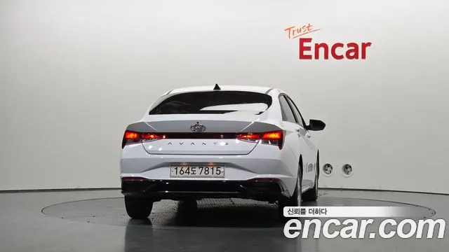 Hyundai Elantra 2021 thumb 5