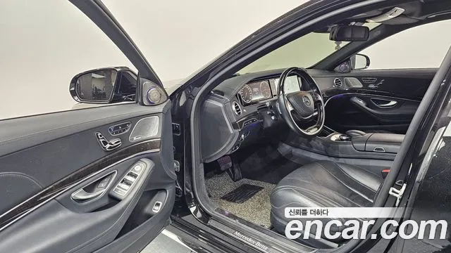 Mercedes-Benz S-Class 2015 thumb 9