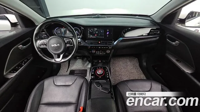 Kia Niro Plus 2022 thumb 3