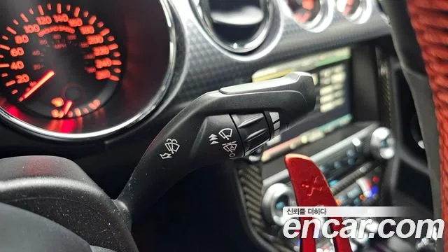 Ford Mustang 2015 thumb 4