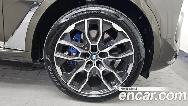BMW X7 2025 thumb 6