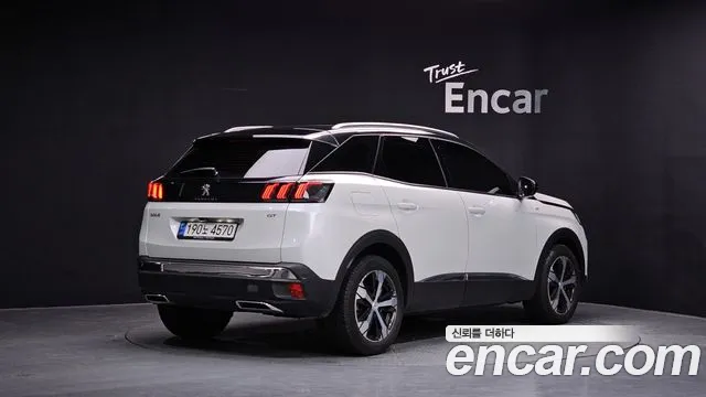 Peugeot 3008 2022 thumb 2