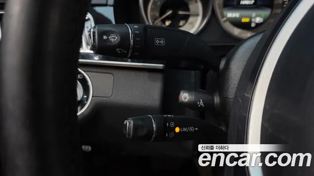 Mercedes-Benz E-Class 2014 thumb 3