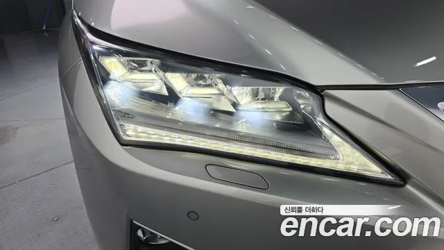 Lexus RX 450h 2018 thumb 2