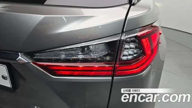 Lexus RX 450h 2018 thumb 6
