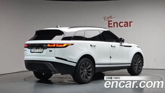 Land Rover Range Rover Velar 2022 thumb 8