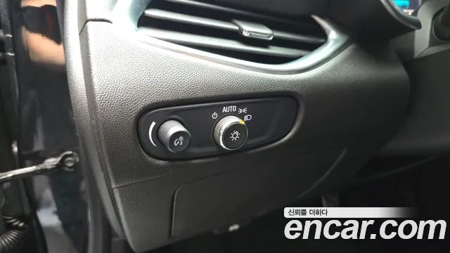 Chevrolet Malibu 2016 thumb 3