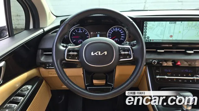 Kia Carnival 2023 thumb 9