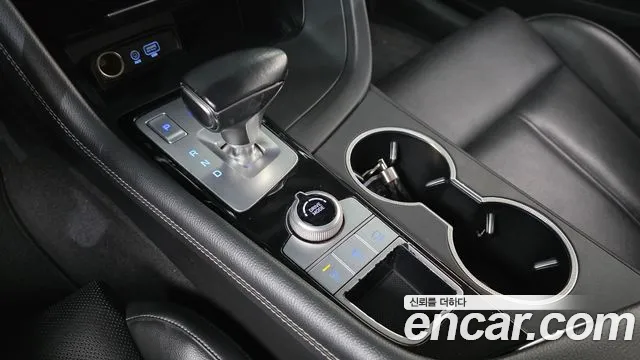 Genesis G70 2018 thumb 2