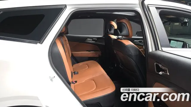 Kia Hybrid 2022 thumb 10