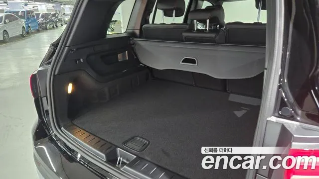 Mercedes-Benz GLB 2025 thumb 5
