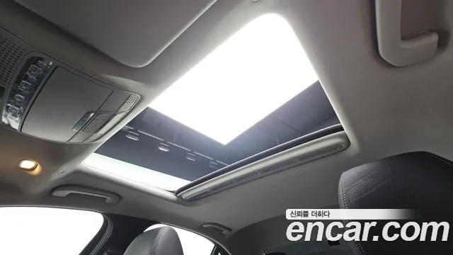 Mercedes-Benz E-Class 2018 thumb 5