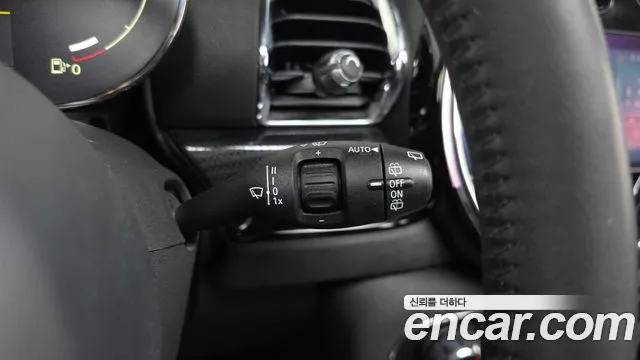 Mini Cooper Clubman 2022 thumb 6