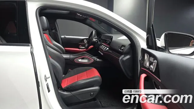 Mercedes-Benz E-Класс 2023 thumb 8