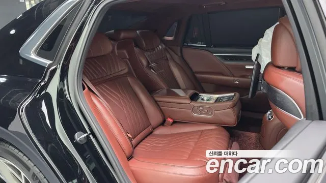 Genesis G90 2022 thumb 2