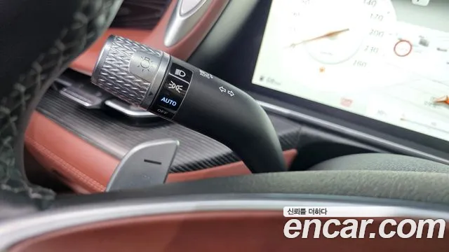 Genesis G90 2022 thumb 6