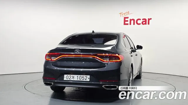 Hyundai Grandeur 2017 thumb 9