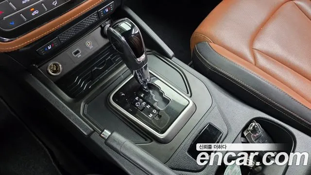 KGM Rexton 2018 thumb 7
