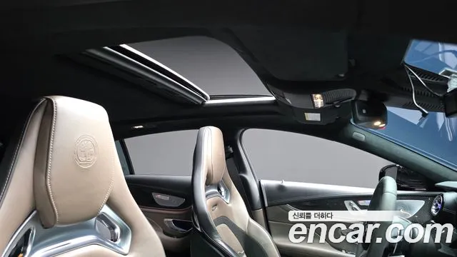 Mercedes-Benz AMG GT 2020 thumb 4