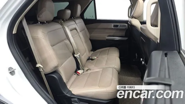Ford Explorer 2020 thumb 7