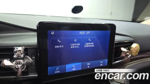 Ford Explorer 2020 thumb 9