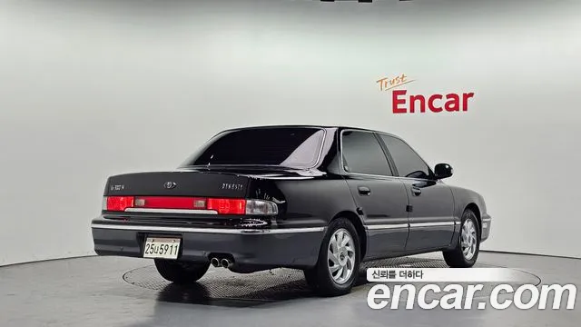 Hyundai Dynasty 2004 thumb 12